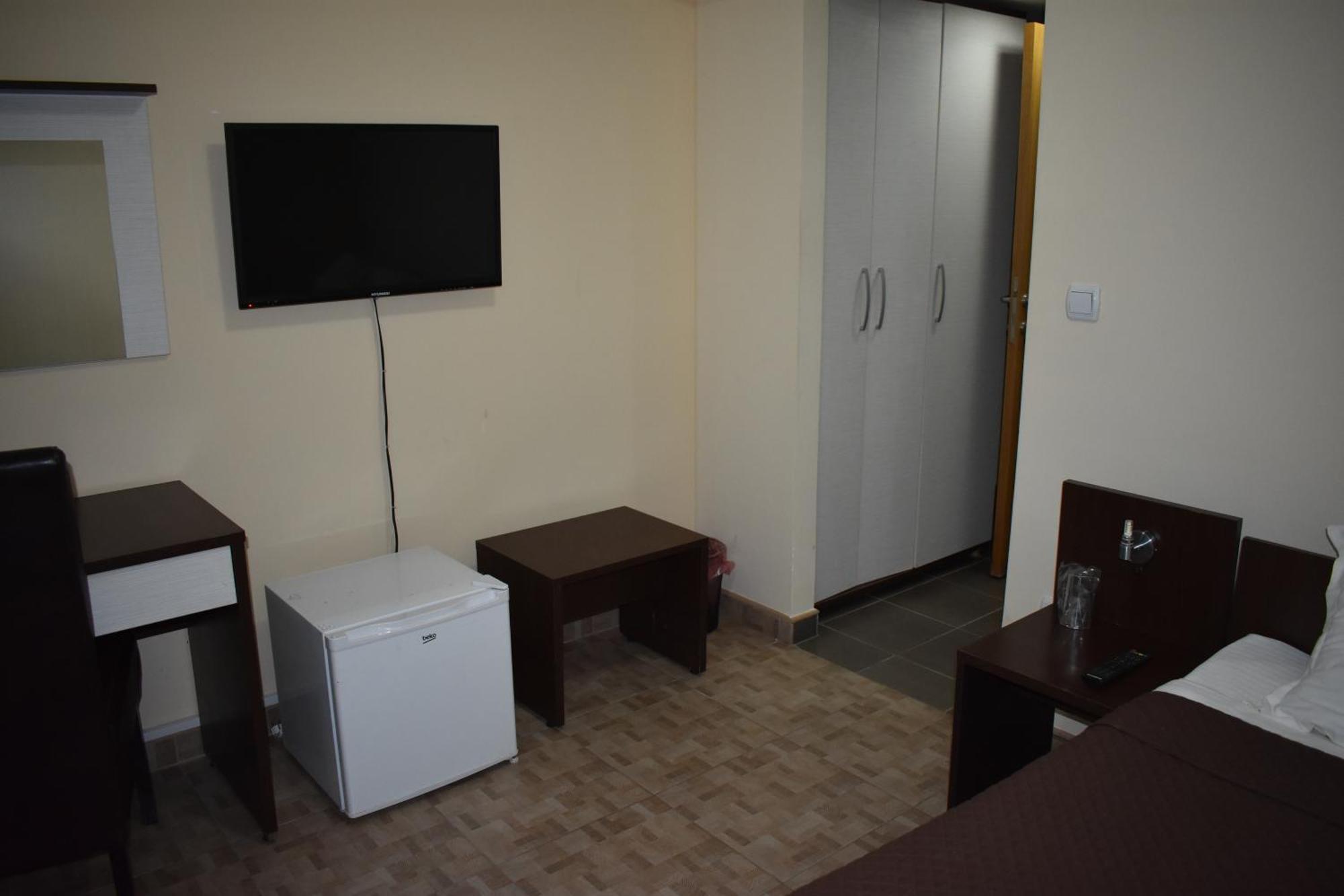 ג'אגודינה Garni Hotel Lion מראה חיצוני תמונה