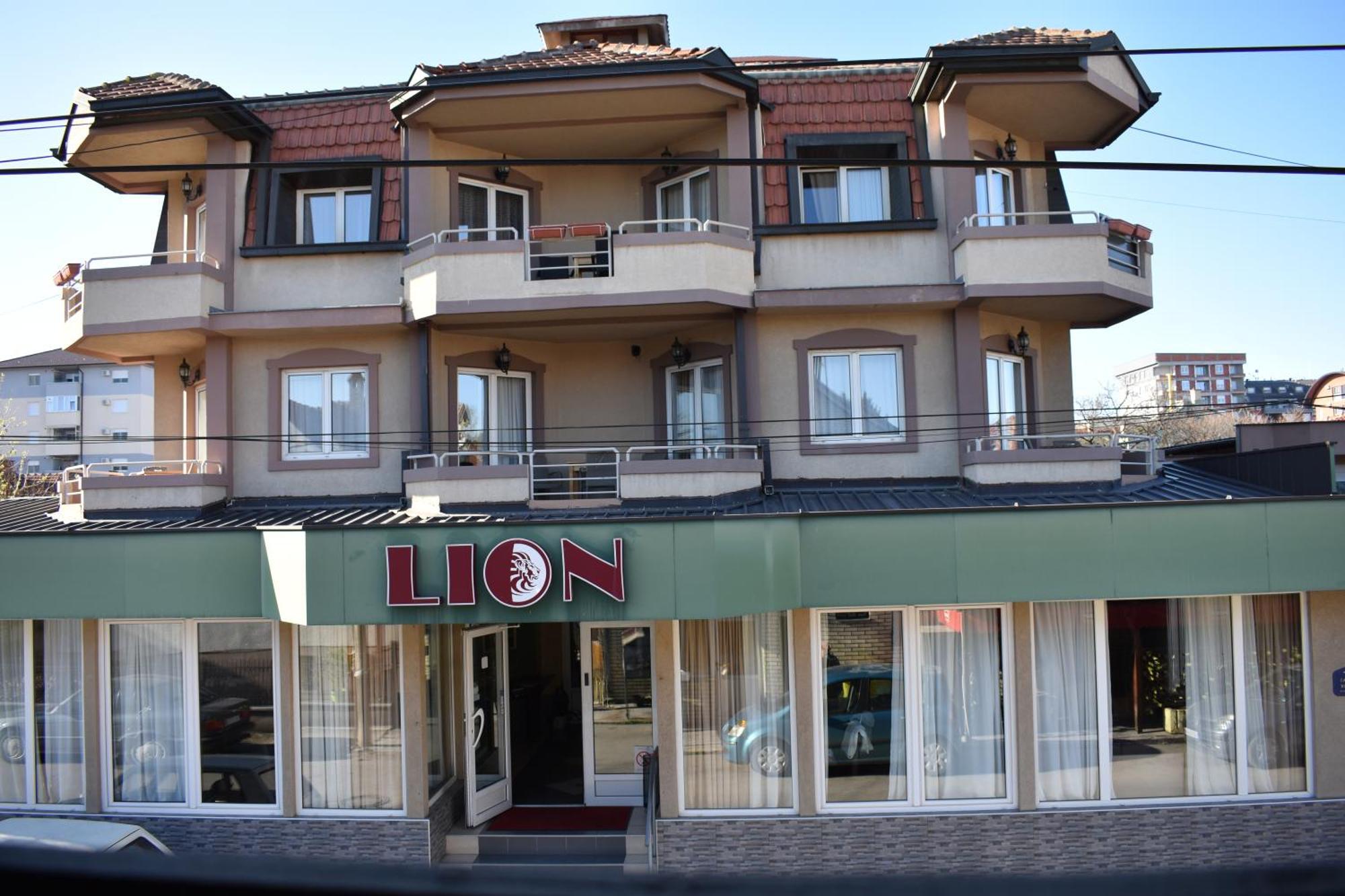 ג'אגודינה Garni Hotel Lion מראה חיצוני תמונה