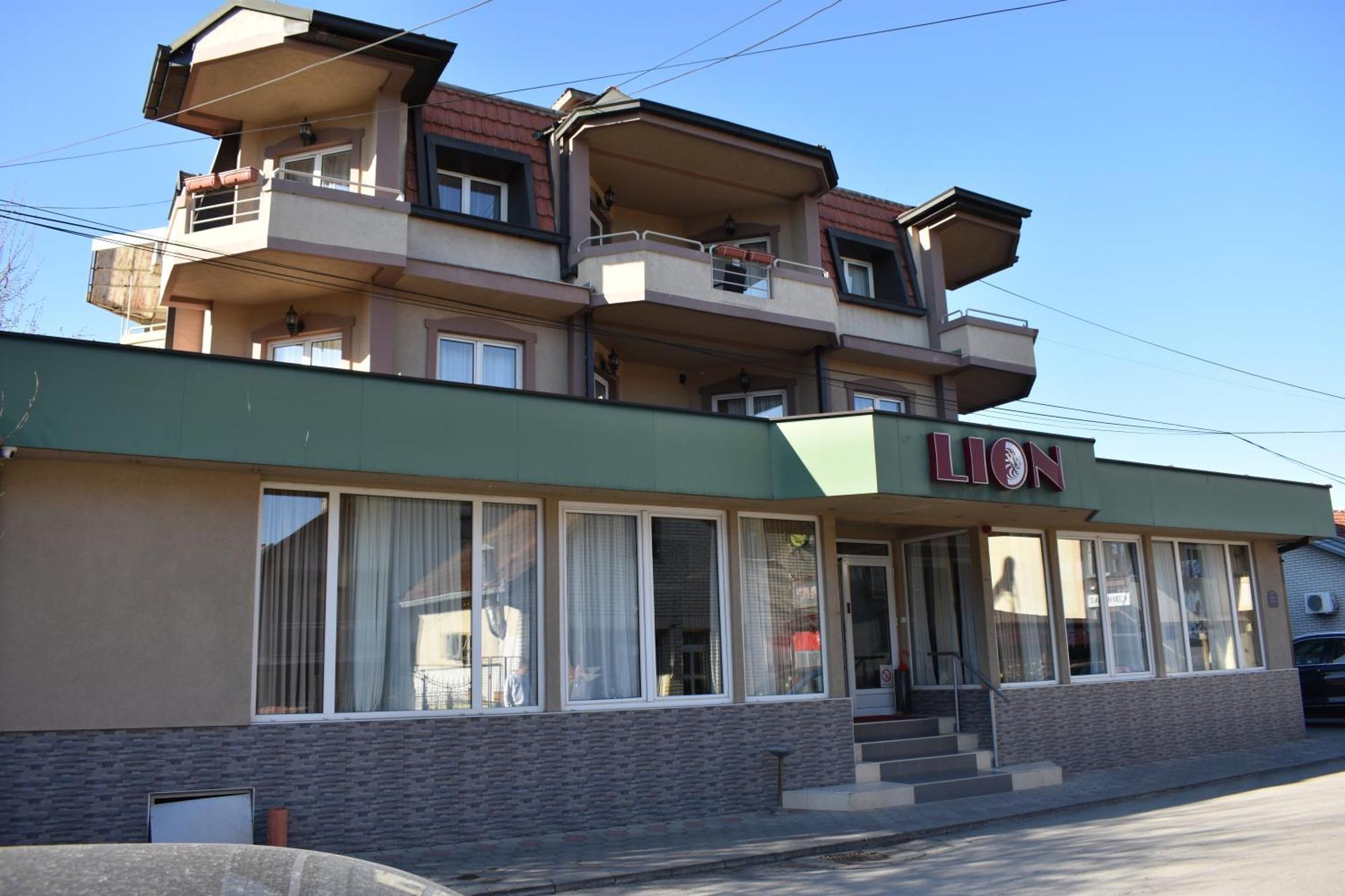 ג'אגודינה Garni Hotel Lion מראה חיצוני תמונה