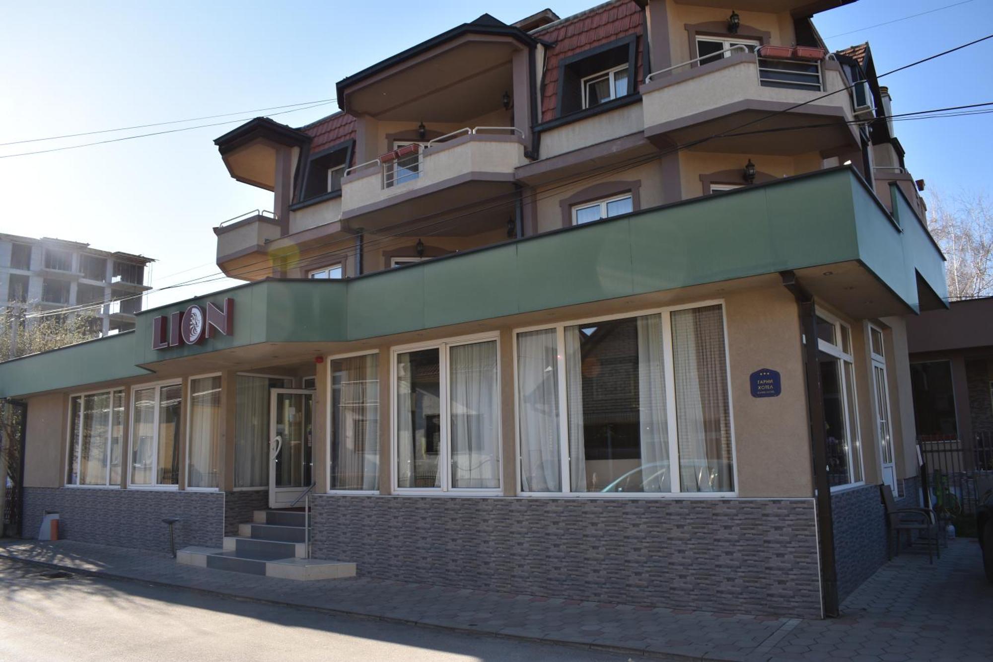 ג'אגודינה Garni Hotel Lion מראה חיצוני תמונה
