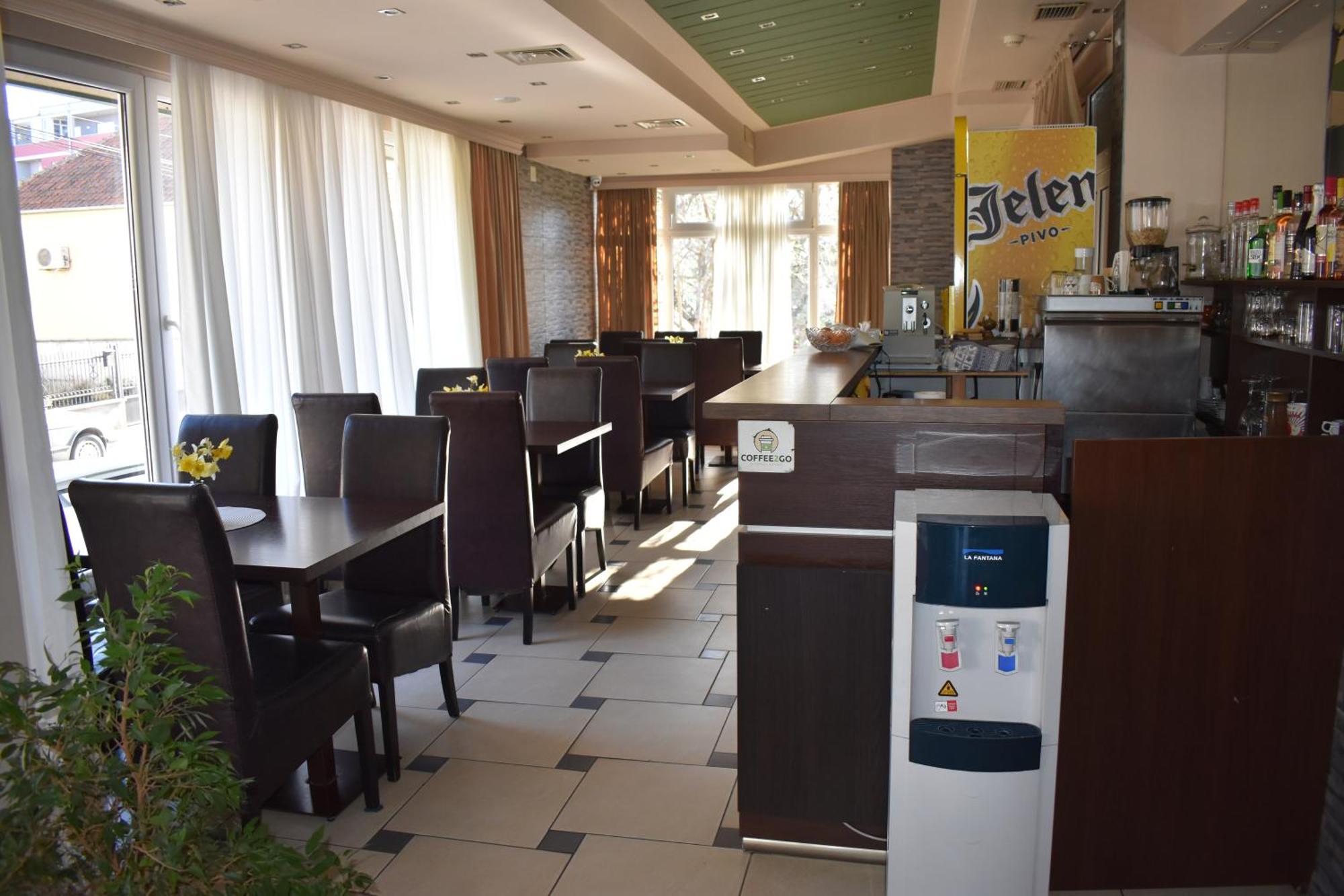 ג'אגודינה Garni Hotel Lion מראה חיצוני תמונה