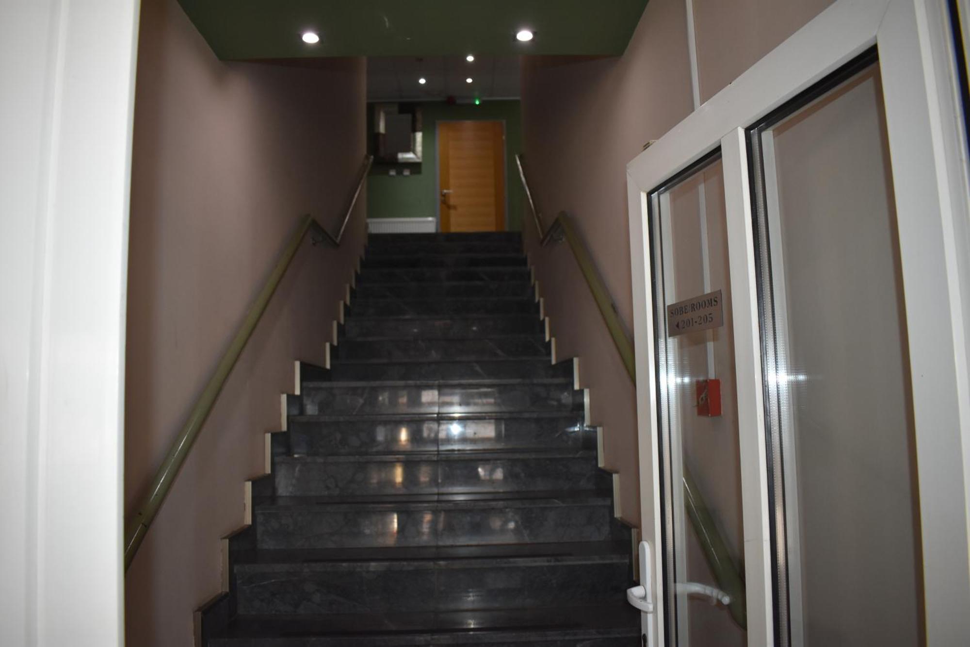 ג'אגודינה Garni Hotel Lion מראה חיצוני תמונה