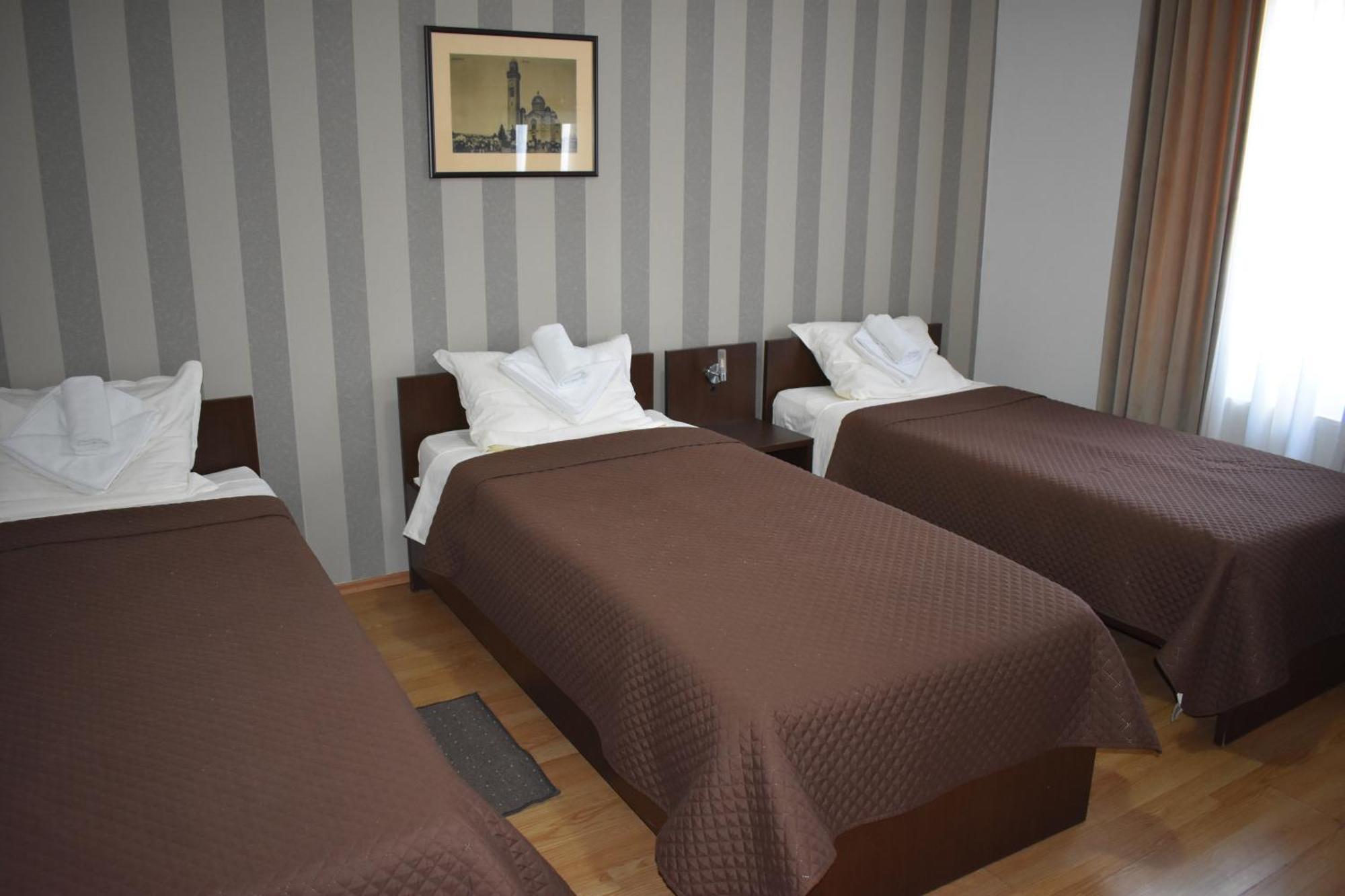 ג'אגודינה Garni Hotel Lion מראה חיצוני תמונה