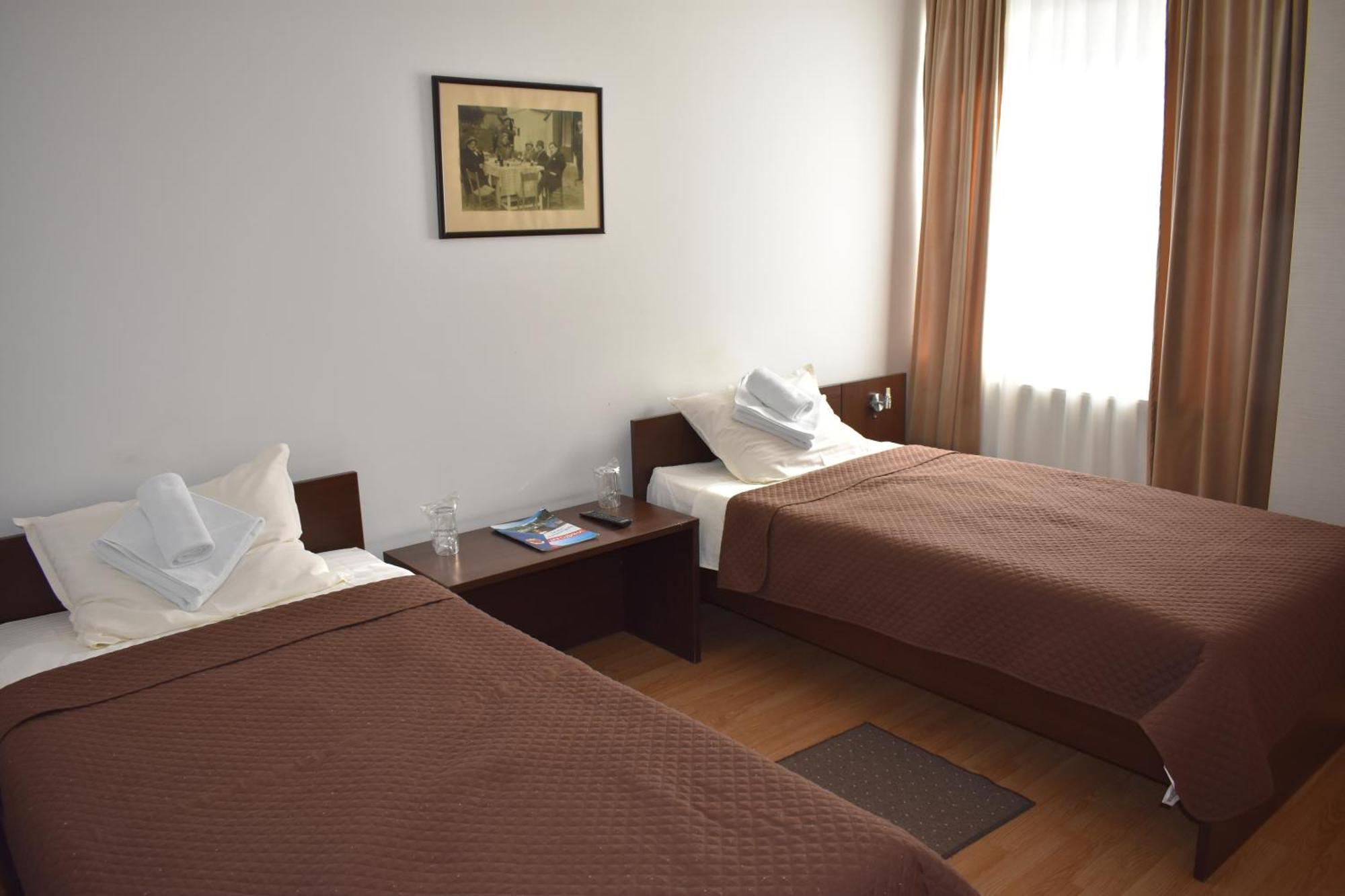 ג'אגודינה Garni Hotel Lion מראה חיצוני תמונה