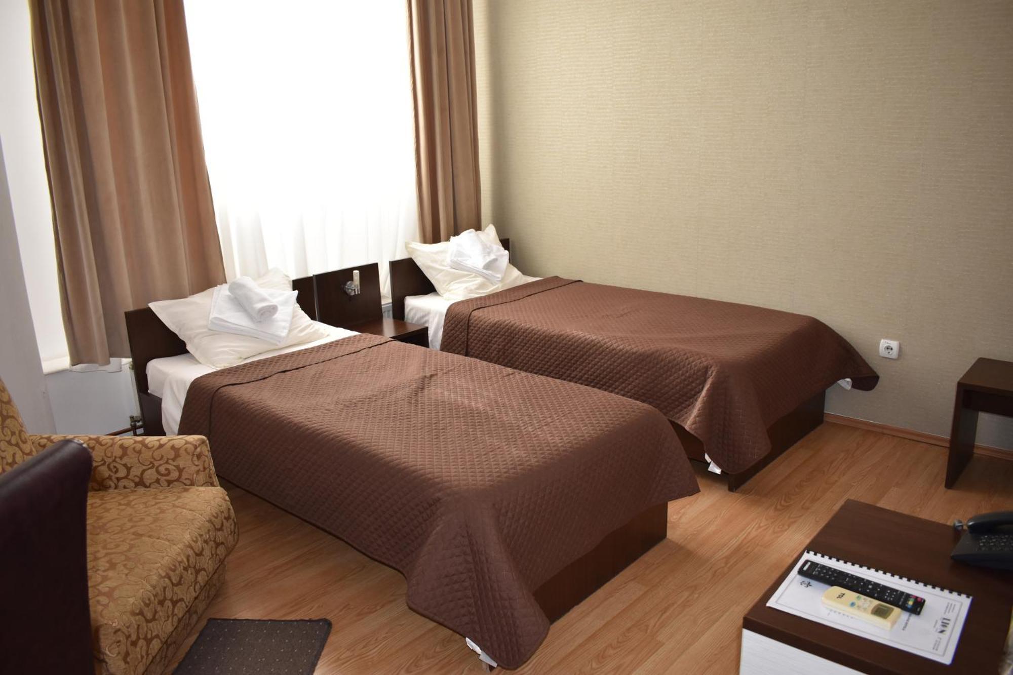 ג'אגודינה Garni Hotel Lion מראה חיצוני תמונה
