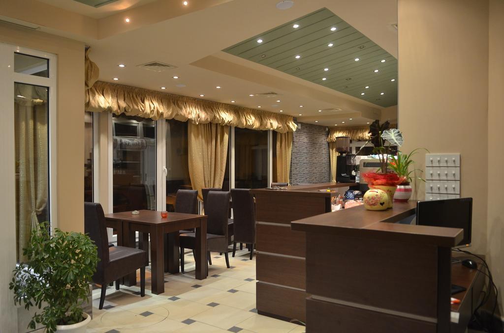 ג'אגודינה Garni Hotel Lion מראה חיצוני תמונה